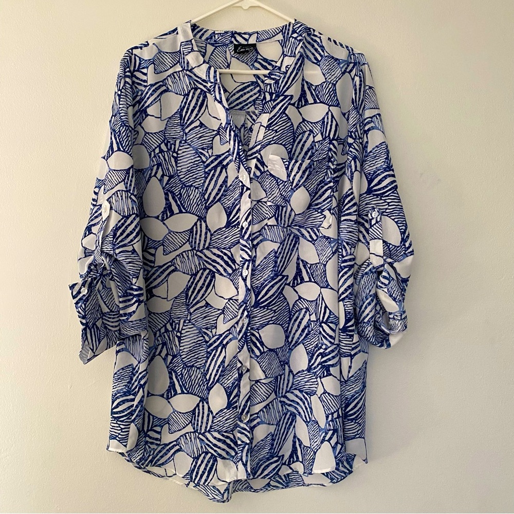 Simply Emma Blue Floral Print Blouse w Button Sleeve Size 2X